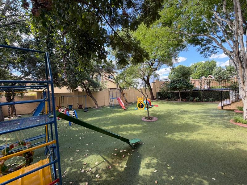 4 Bedroom Property for Sale in Blue Valley Golf Estate Gauteng