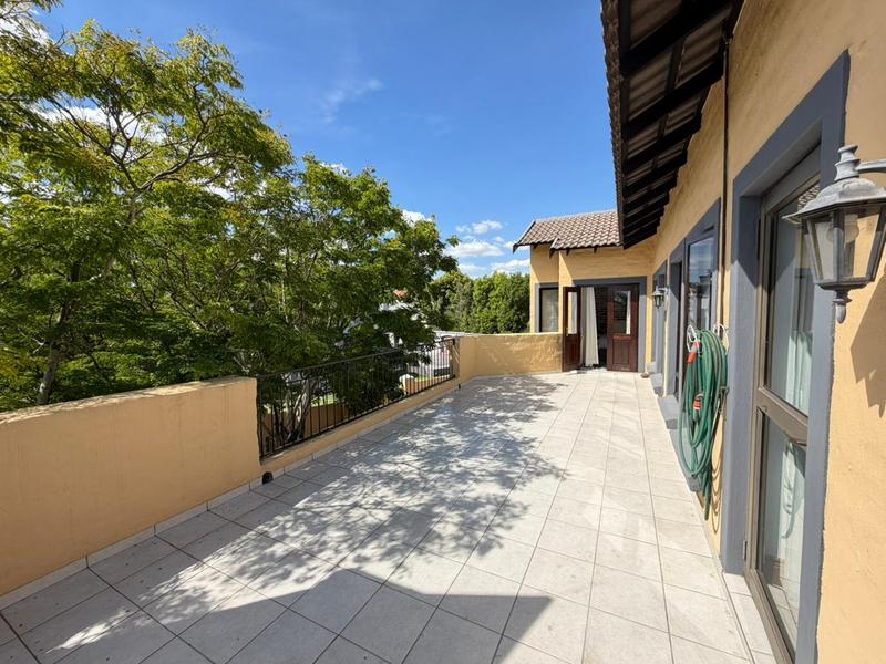 4 Bedroom Property for Sale in Blue Valley Golf Estate Gauteng