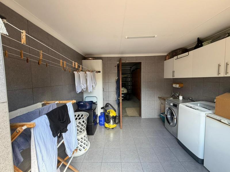 4 Bedroom Property for Sale in Blue Valley Golf Estate Gauteng