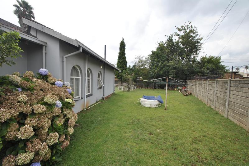 3 Bedroom Property for Sale in Dawn Park Gauteng