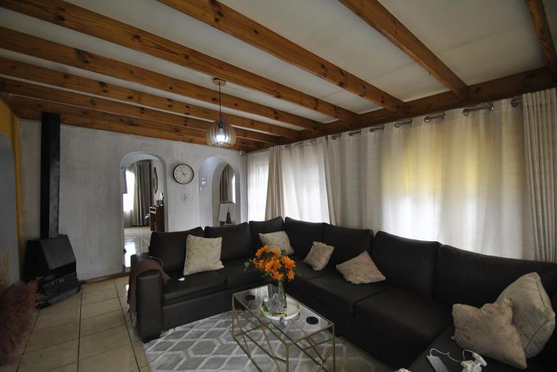 3 Bedroom Property for Sale in Dawn Park Gauteng