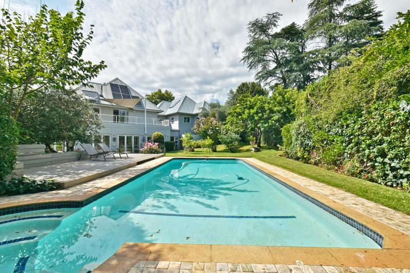 6 Bedroom Property for Sale in Emmarentia Gauteng