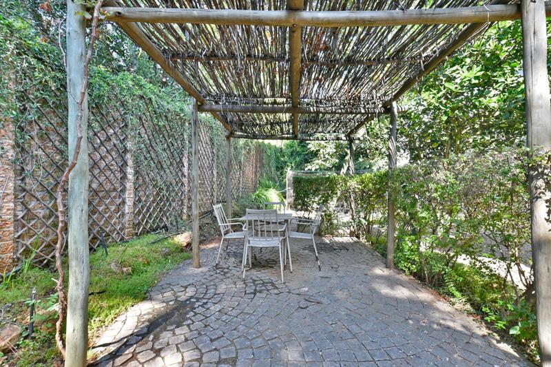 6 Bedroom Property for Sale in Emmarentia Gauteng