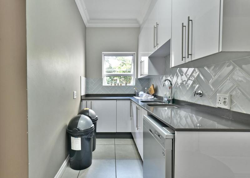 6 Bedroom Property for Sale in Emmarentia Gauteng