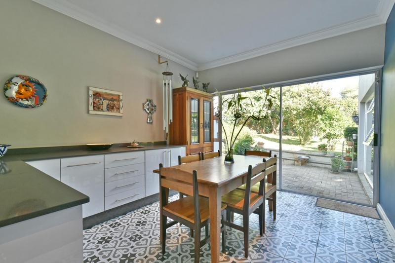 6 Bedroom Property for Sale in Emmarentia Gauteng