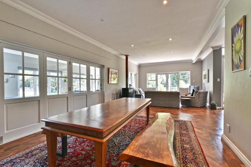 6 Bedroom Property for Sale in Emmarentia Gauteng