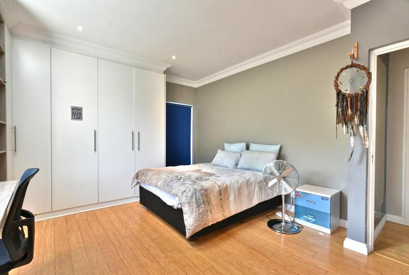 6 Bedroom Property for Sale in Emmarentia Gauteng