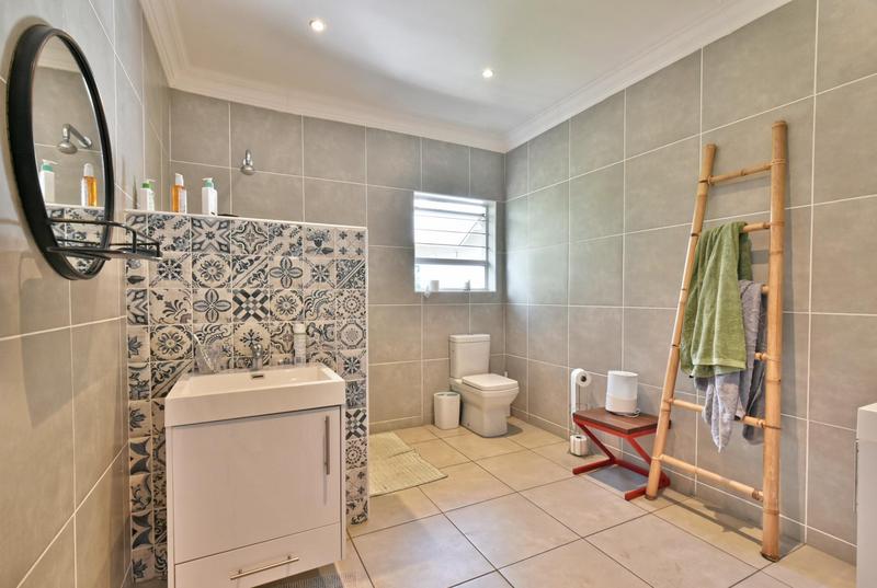 6 Bedroom Property for Sale in Emmarentia Gauteng