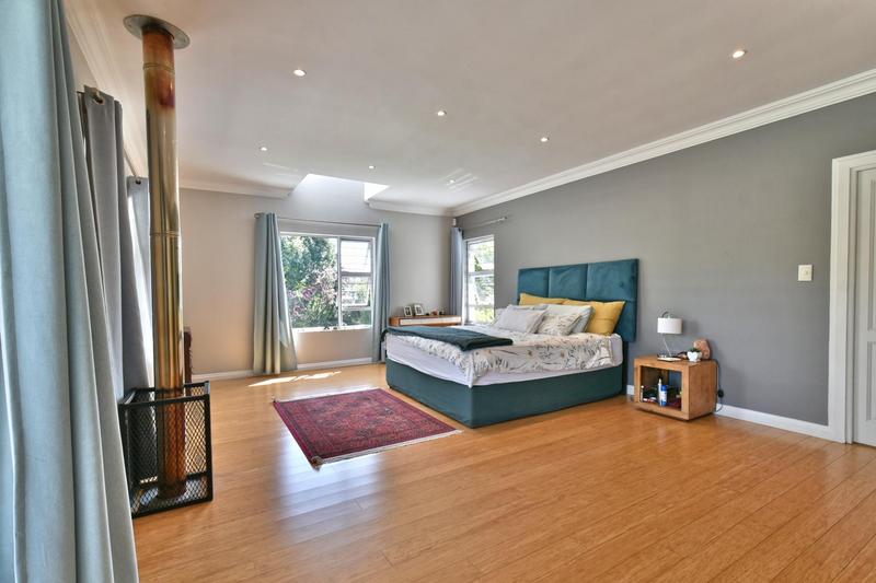 6 Bedroom Property for Sale in Emmarentia Gauteng