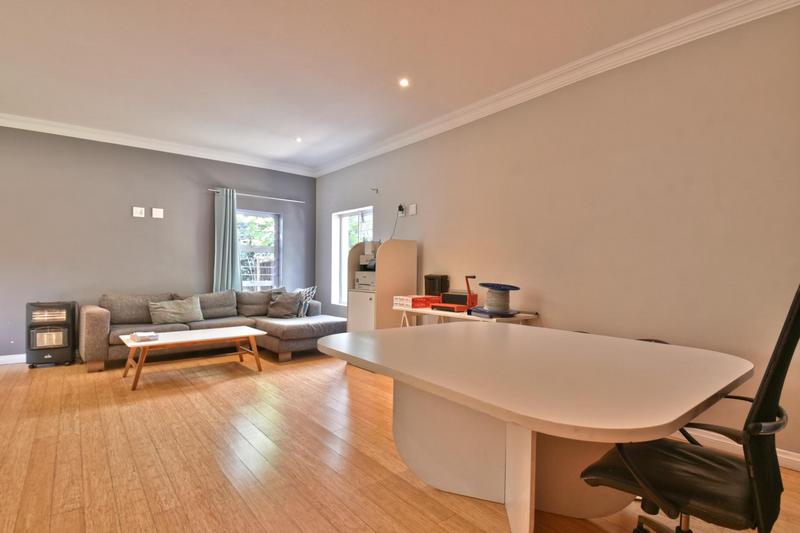 6 Bedroom Property for Sale in Emmarentia Gauteng