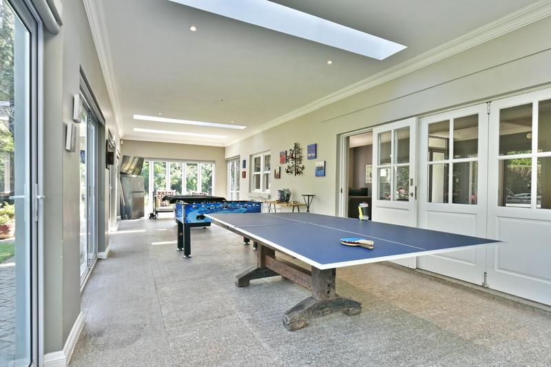 6 Bedroom Property for Sale in Emmarentia Gauteng