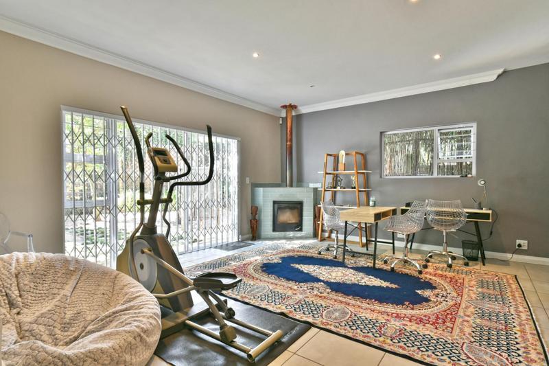 6 Bedroom Property for Sale in Emmarentia Gauteng