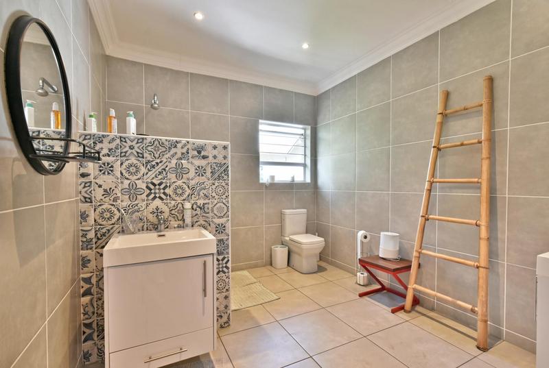 6 Bedroom Property for Sale in Emmarentia Gauteng