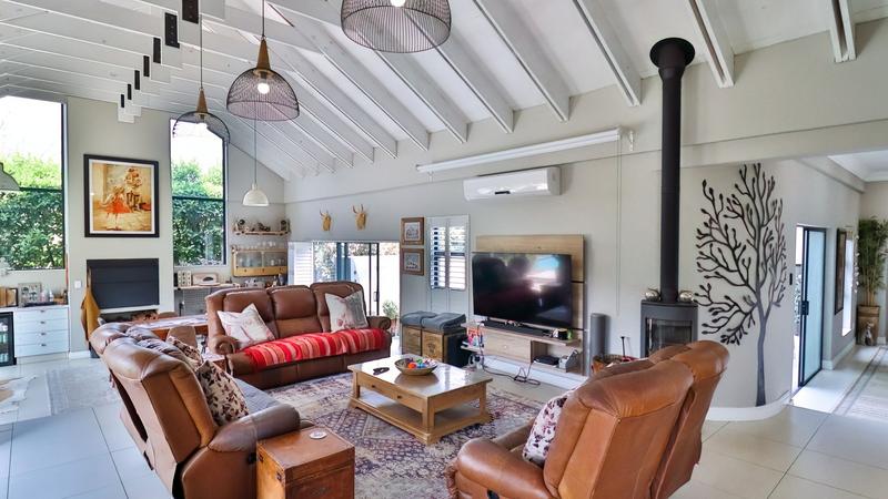 4 Bedroom Property for Sale in Midstream Ridge Gauteng