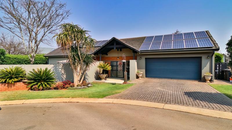 4 Bedroom Property for Sale in Midstream Ridge Gauteng