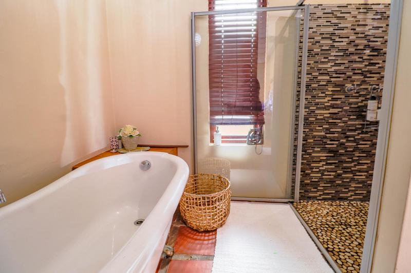 7 Bedroom Property for Sale in Midstream Heights Gauteng