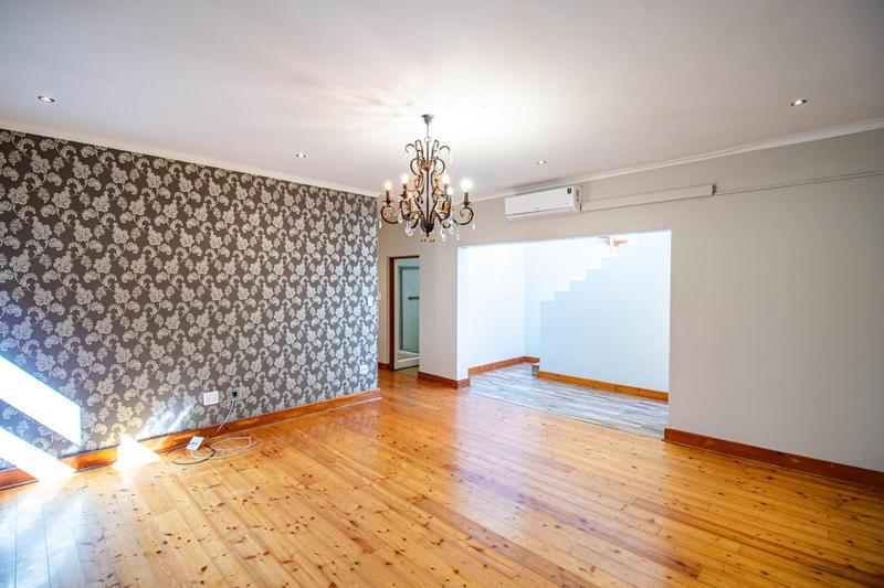 7 Bedroom Property for Sale in Midstream Estate Gauteng