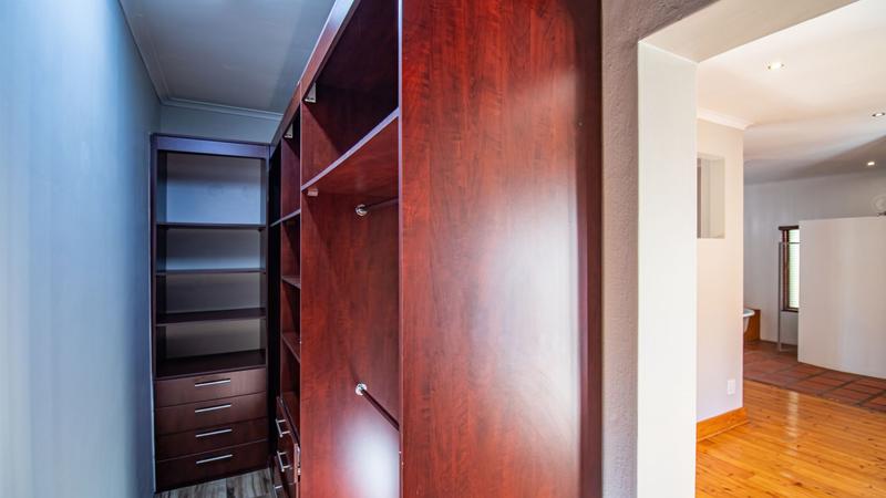 7 Bedroom Property for Sale in Midstream Estate Gauteng