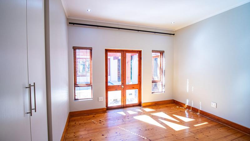 7 Bedroom Property for Sale in Midstream Estate Gauteng