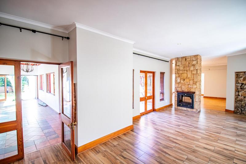 7 Bedroom Property for Sale in Midstream Estate Gauteng