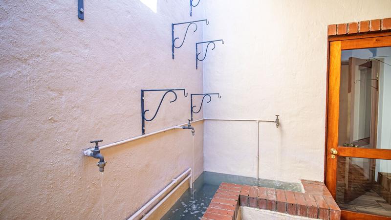 7 Bedroom Property for Sale in Midstream Estate Gauteng