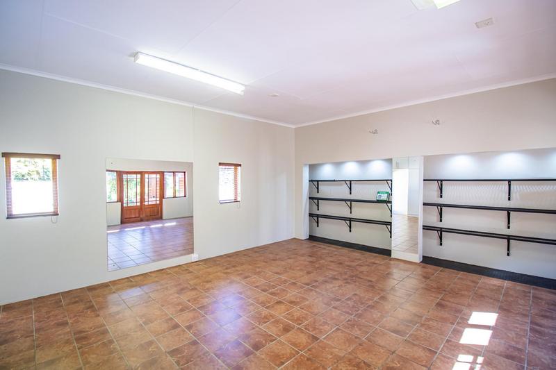 7 Bedroom Property for Sale in Midstream Estate Gauteng