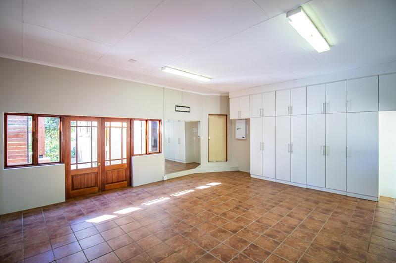 7 Bedroom Property for Sale in Midstream Estate Gauteng