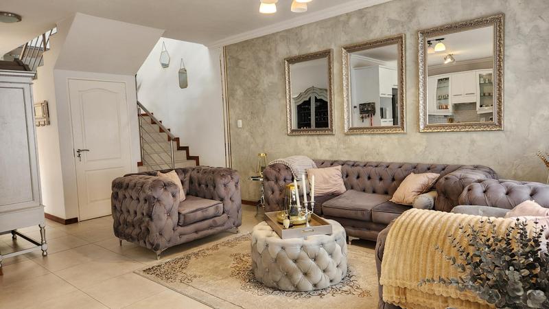 3 Bedroom Property for Sale in Mooikloof Gauteng