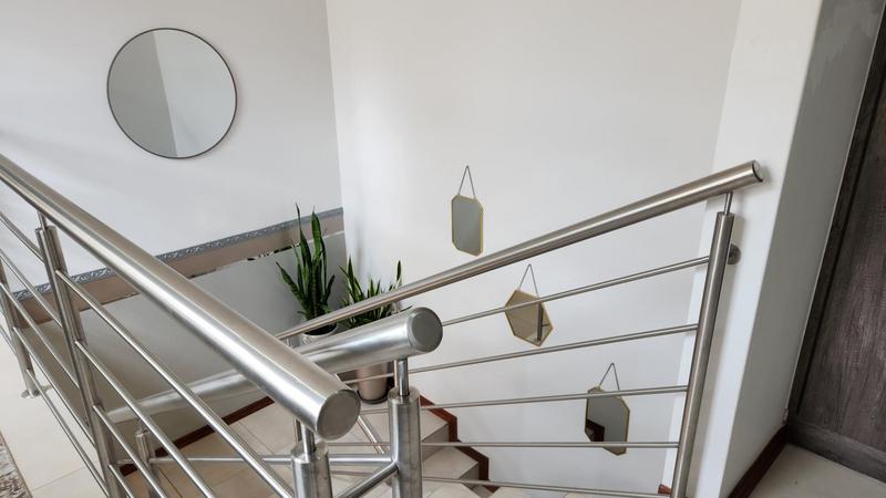 3 Bedroom Property for Sale in Mooikloof Gauteng