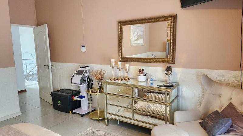 3 Bedroom Property for Sale in Mooikloof Gauteng