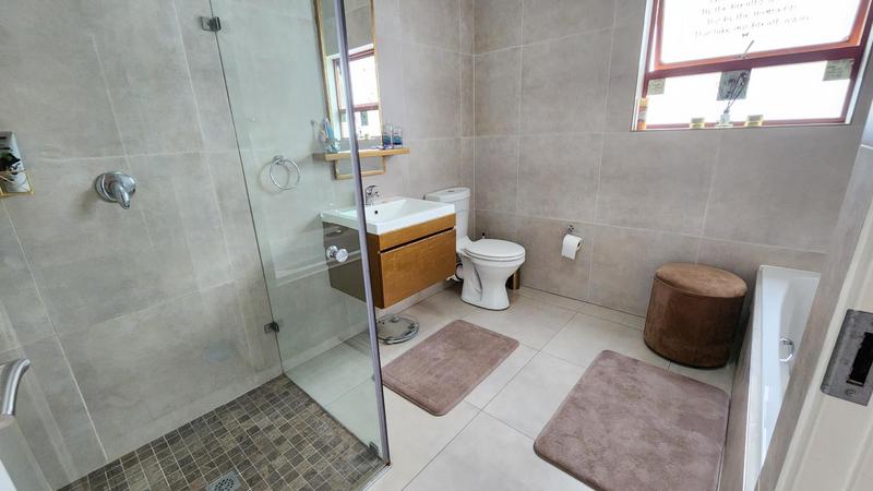 3 Bedroom Property for Sale in Mooikloof Gauteng