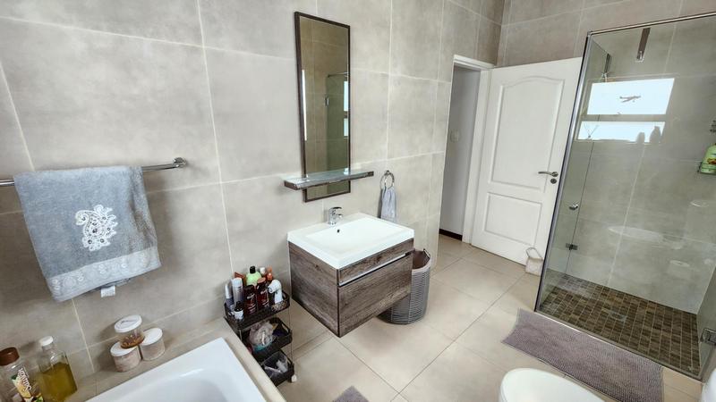 3 Bedroom Property for Sale in Mooikloof Gauteng