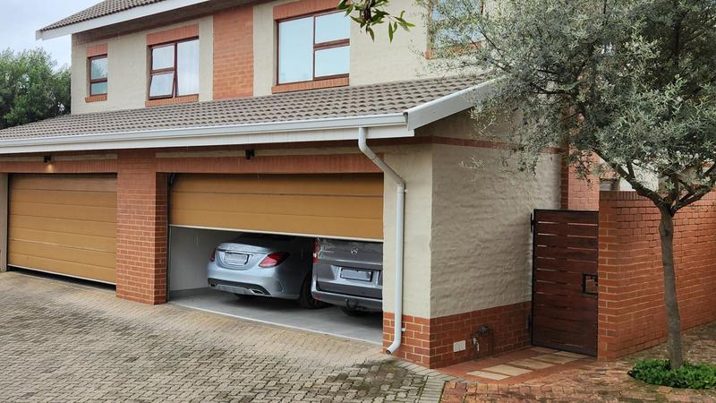 3 Bedroom Property for Sale in Mooikloof Gauteng