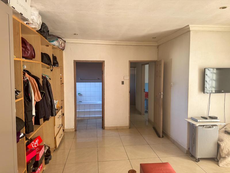 3 Bedroom Property for Sale in Mondeor Gauteng