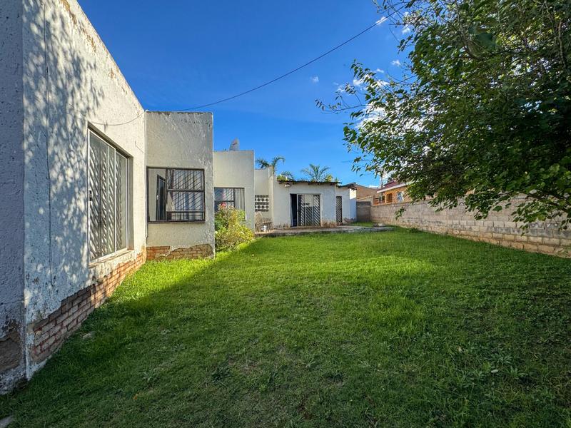 3 Bedroom Property for Sale in Mondeor Gauteng