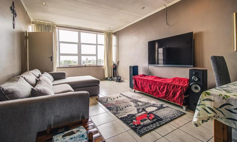 2 Bedroom Property for Sale in Dowerglen Gauteng