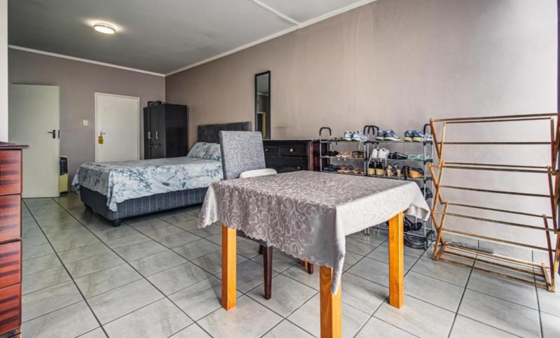 2 Bedroom Property for Sale in Dowerglen Gauteng