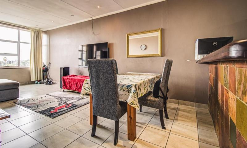 2 Bedroom Property for Sale in Dowerglen Gauteng