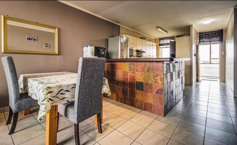 2 Bedroom Property for Sale in Dowerglen Gauteng
