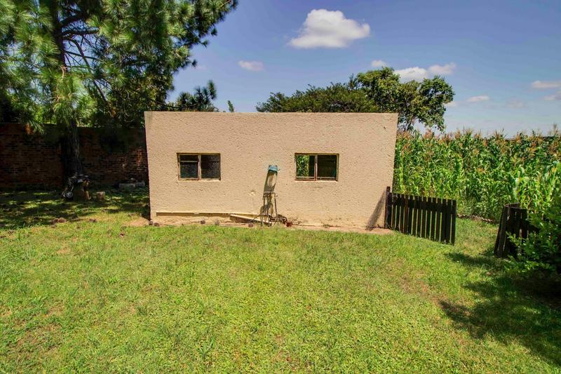 9 Bedroom Property for Sale in Ruimsig Gauteng