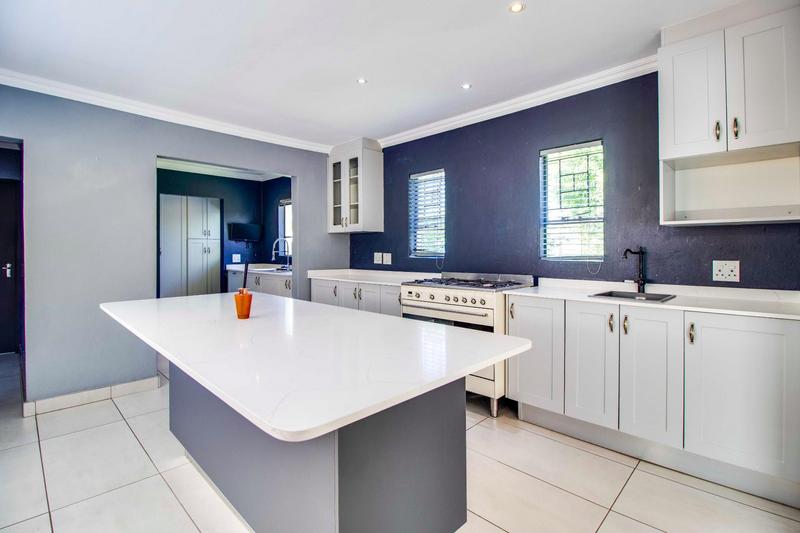 9 Bedroom Property for Sale in Zonnehoewe A H Gauteng