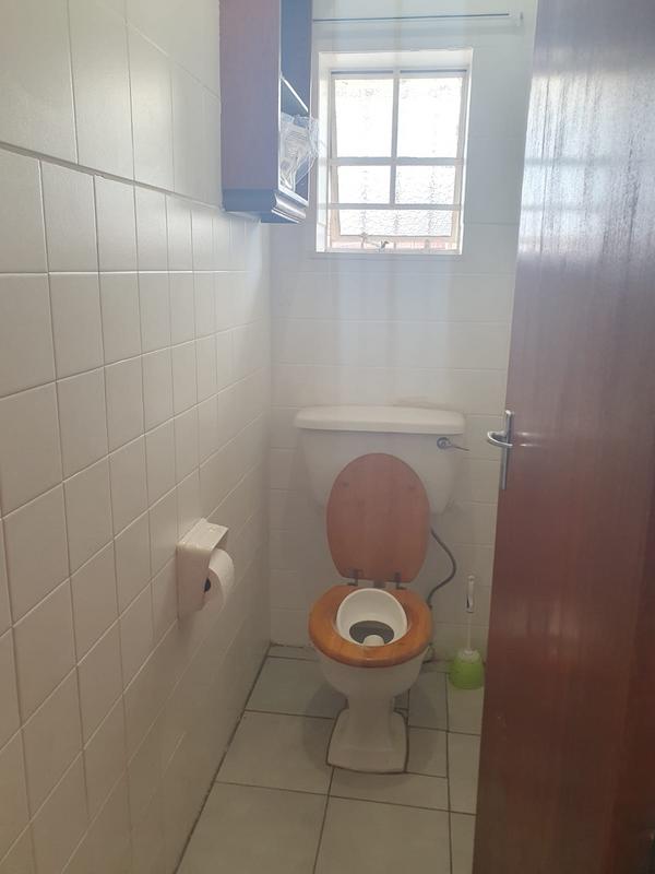 To Let 3 Bedroom Property for Rent in Wychwood Gauteng