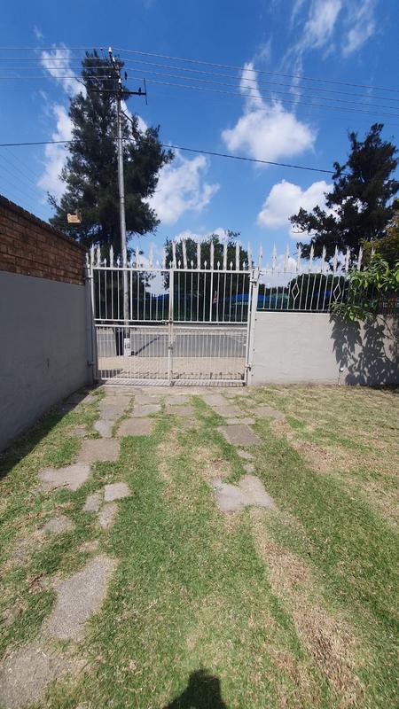To Let 3 Bedroom Property for Rent in Wychwood Gauteng