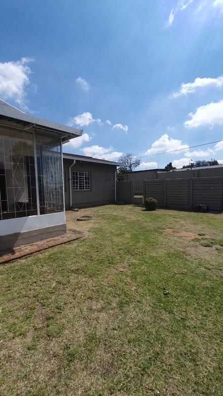 To Let 3 Bedroom Property for Rent in Wychwood Gauteng