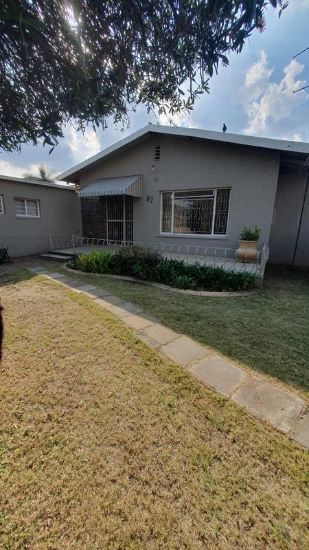 3 Bedroom Property for Sale in Wychwood Gauteng