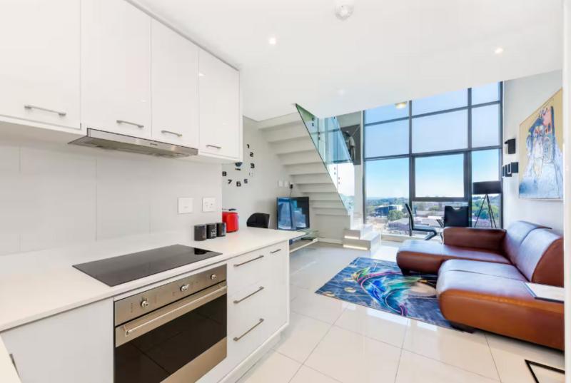 1 Bedroom Property for Sale in Rosebank Gauteng