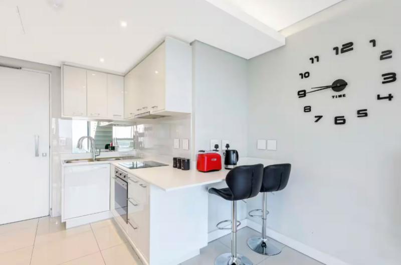 1 Bedroom Property for Sale in Rosebank Gauteng