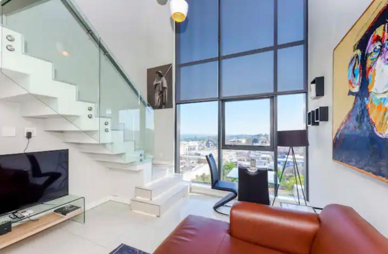 1 Bedroom Property for Sale in Rosebank Gauteng