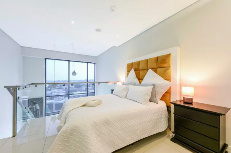 1 Bedroom Property for Sale in Rosebank Gauteng