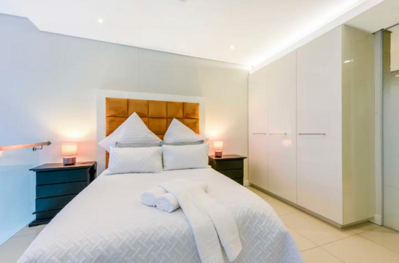 1 Bedroom Property for Sale in Rosebank Gauteng